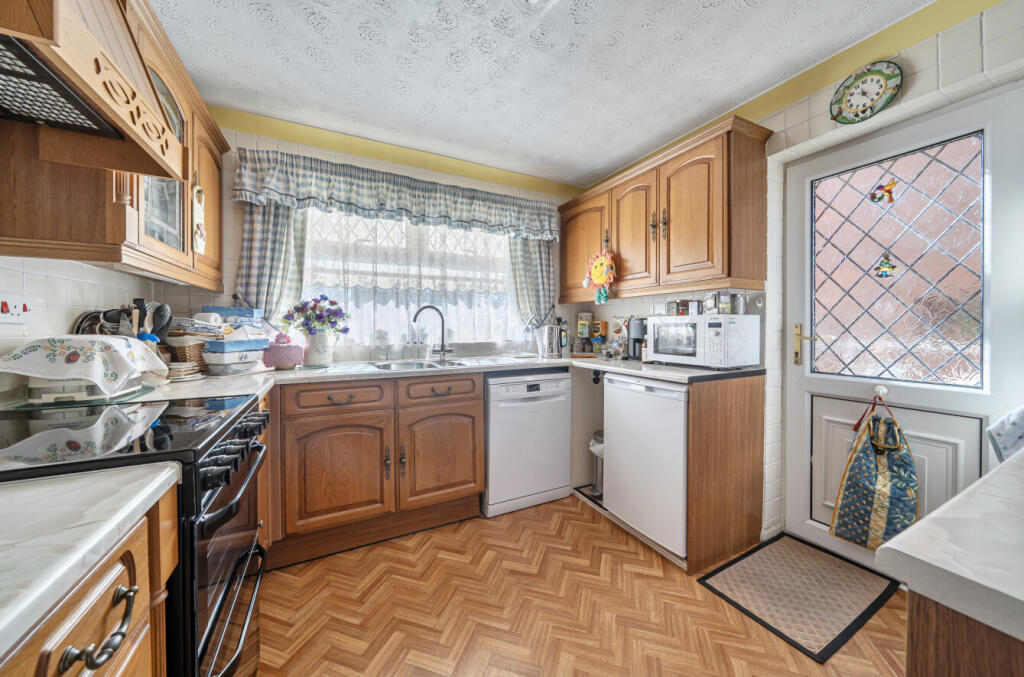 Maunsell Way, Wroughton, Swindon, SN4 photo 3