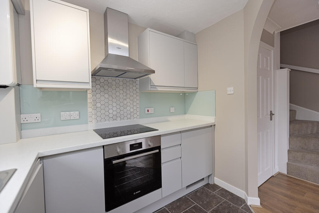 House in Guildford - View 4