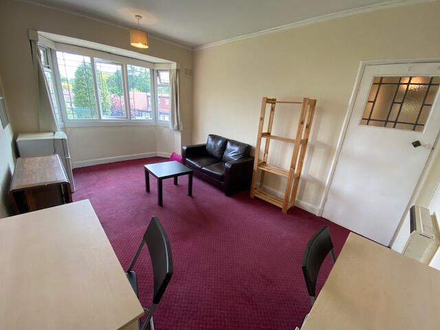 Additional image 5 of Flat 17 Weoley Court, 201 Gibbins Rd, West Midlands, B29