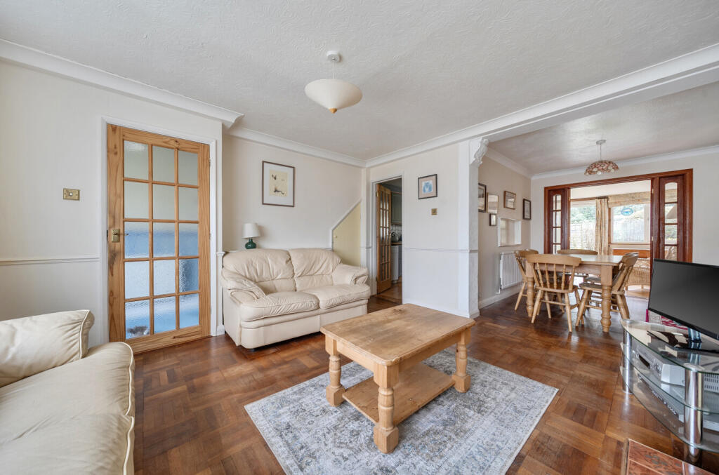House in Hart, Church Crookham - View 4