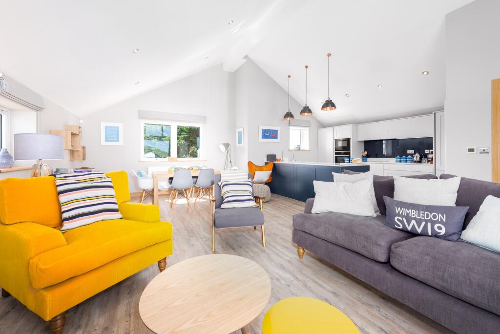 Mawgan Bay View, Mawgan Porth, TR8 - View 6