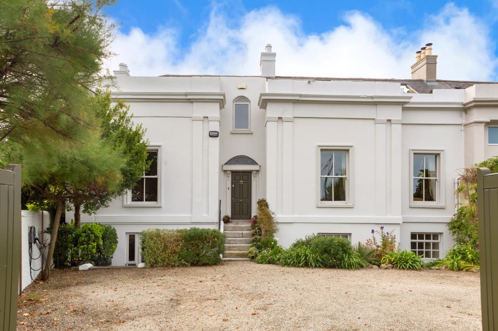 Main image of property: Strand Lodge, 5 Strand Road, Sandymount, Dublin 4, D04 X461