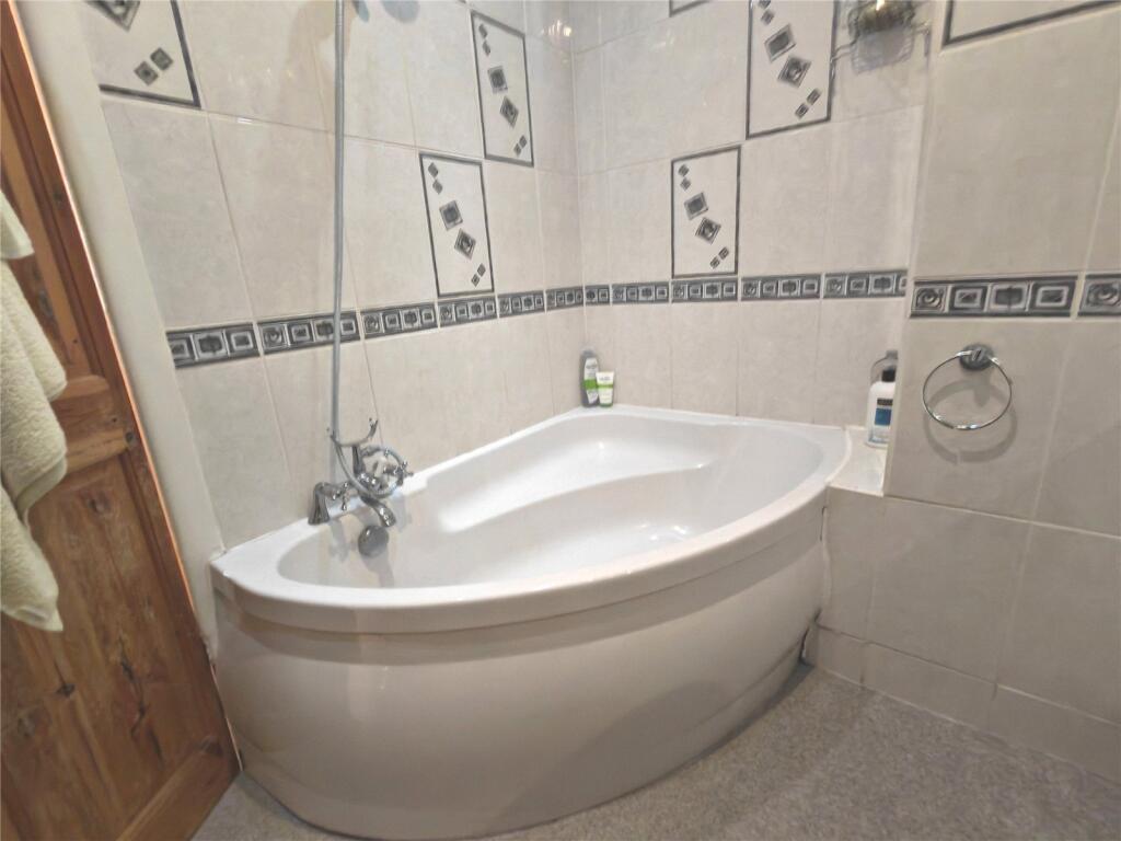 Additional image 11 of Manor Avenue, Poole, Dorset, BH12