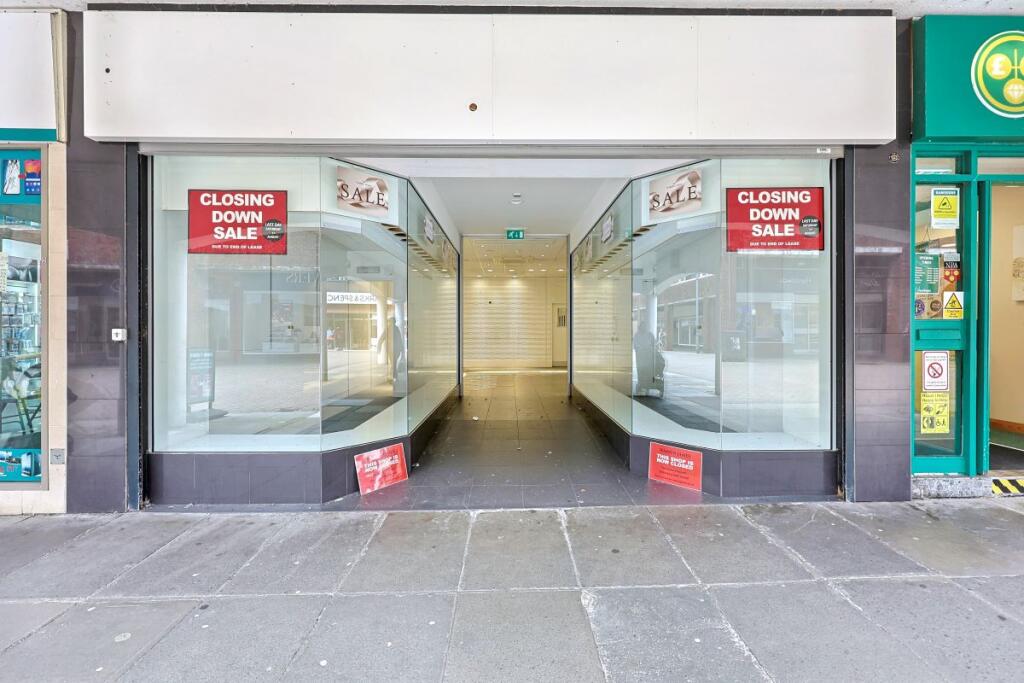 Main image of property: 19 Red Street, Carmarthen, Dyfed, SA31 1QL