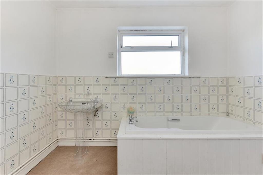Apartment in Arun, Littlehampton - View 5