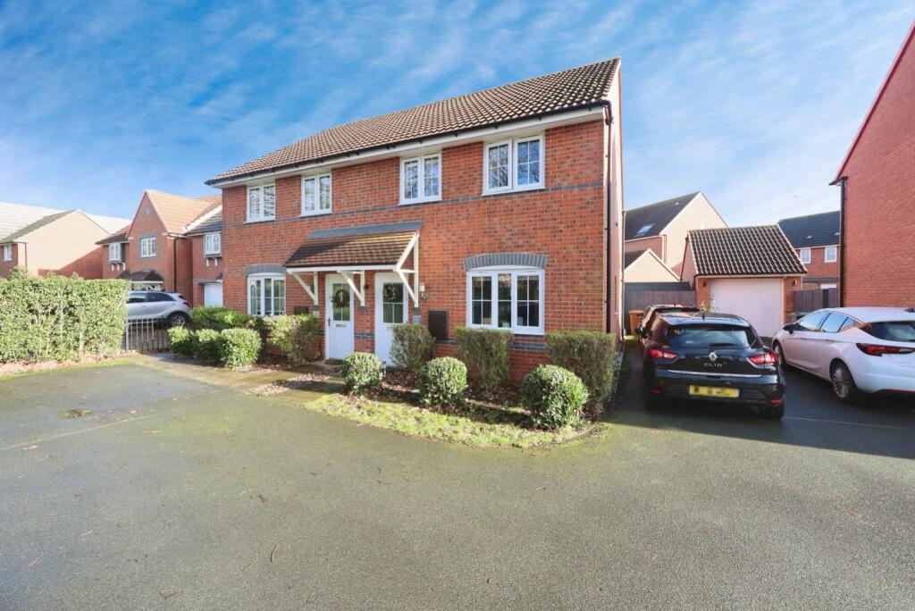 Main image of property: Tiber Road, North Hykeham, Lincoln, Lincolnshire, LN6