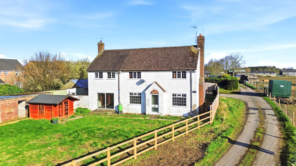 Main image of property: York Road, Knaresborough, HG5
