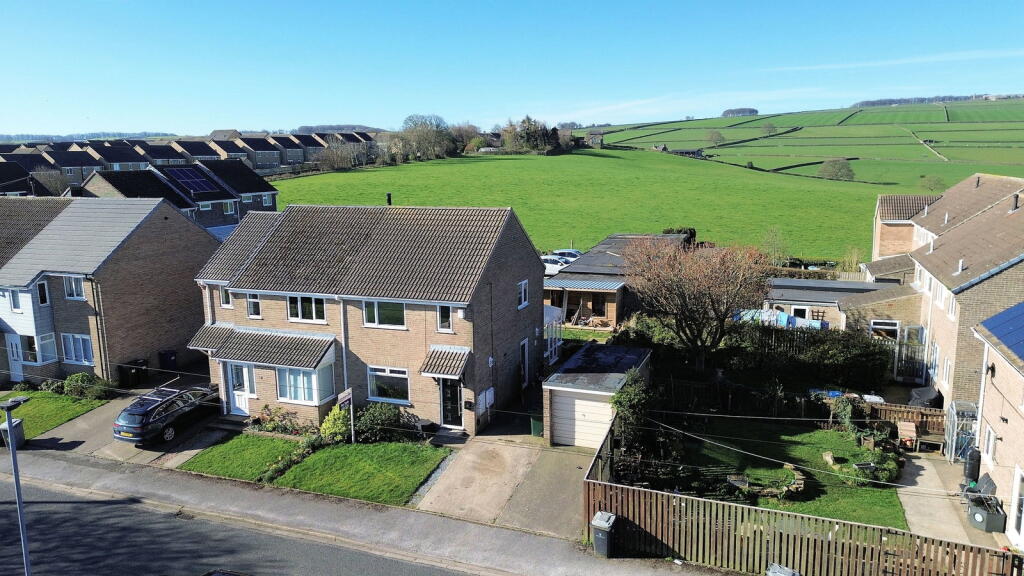 Main image of property: Pengeston Road, Penistone, S36 6GW