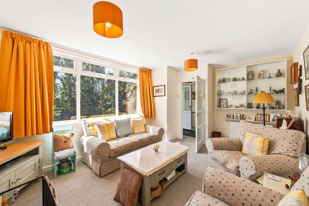 House in Frodsham, Bradley - More
