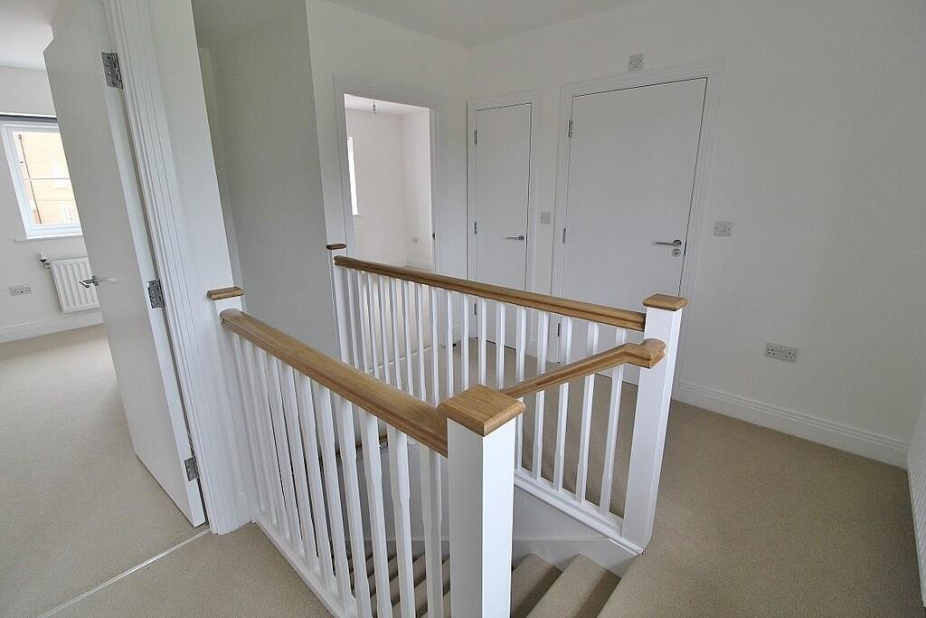 Apartment in Portsmouth - More