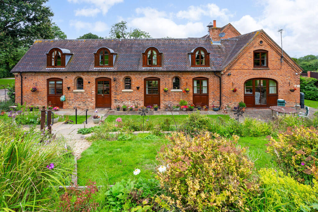 Main image of property: Bondend Road, Upton St. Leonards, Gloucester, GL4