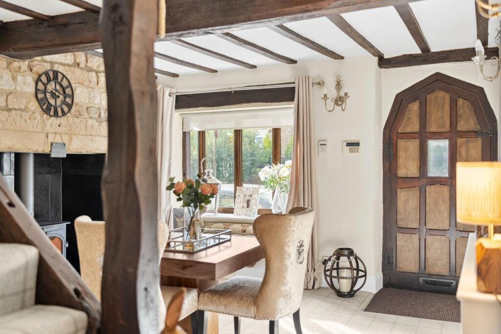 House in Leeds, Aberford - More