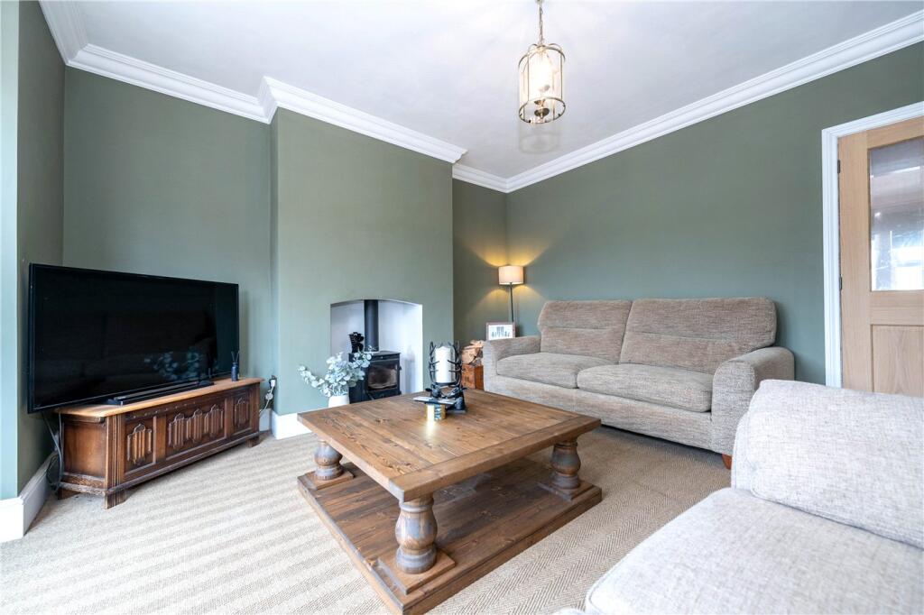 House in South Kesteven, Bourne - More