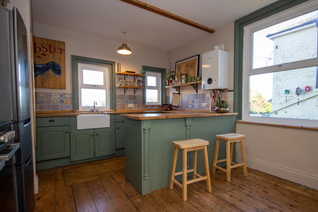 Wilton Park Road, Shanklin, Isle of Wight - View 5