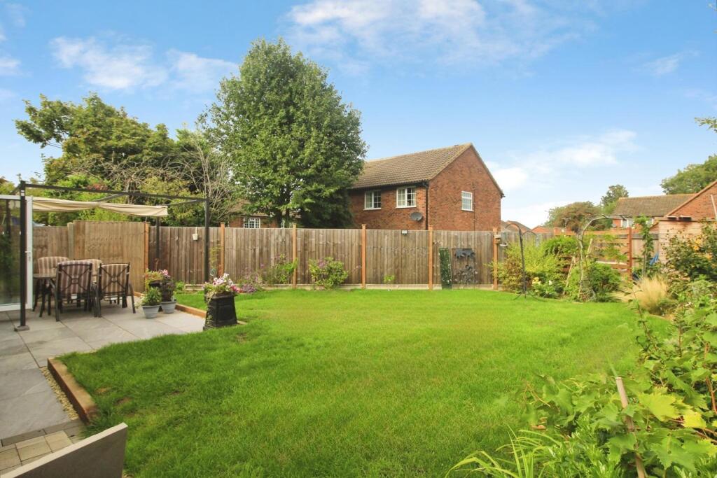 House in Leicester - More