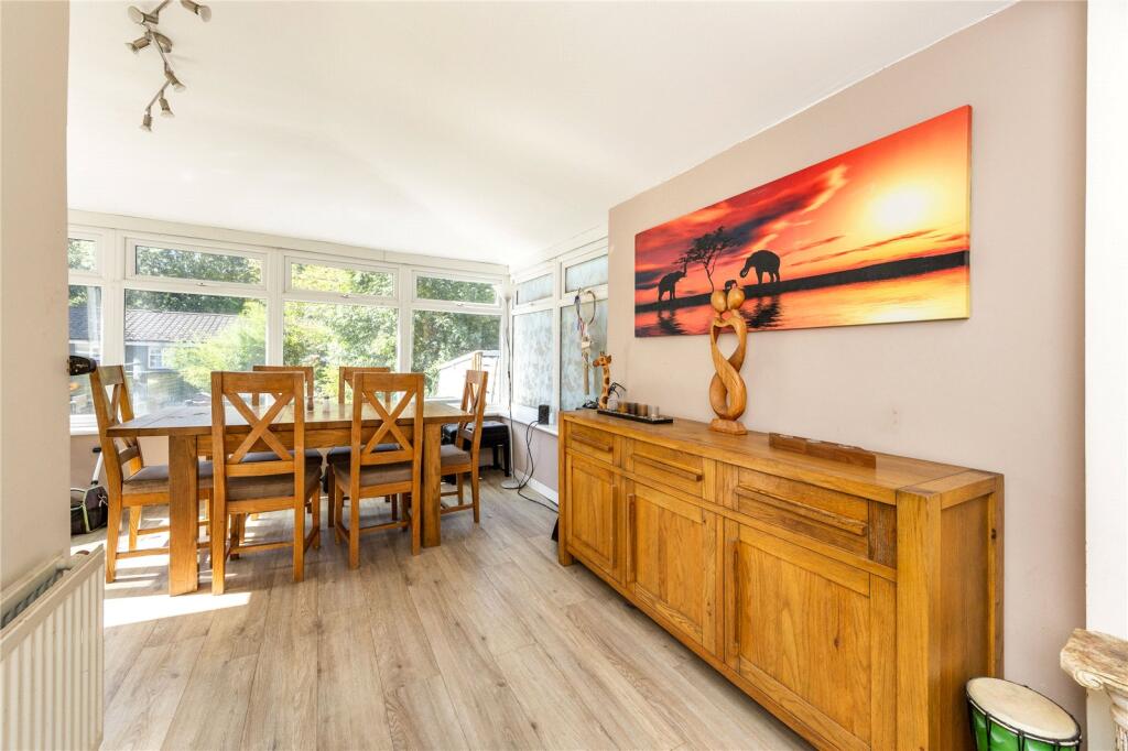 House in Croydon - More