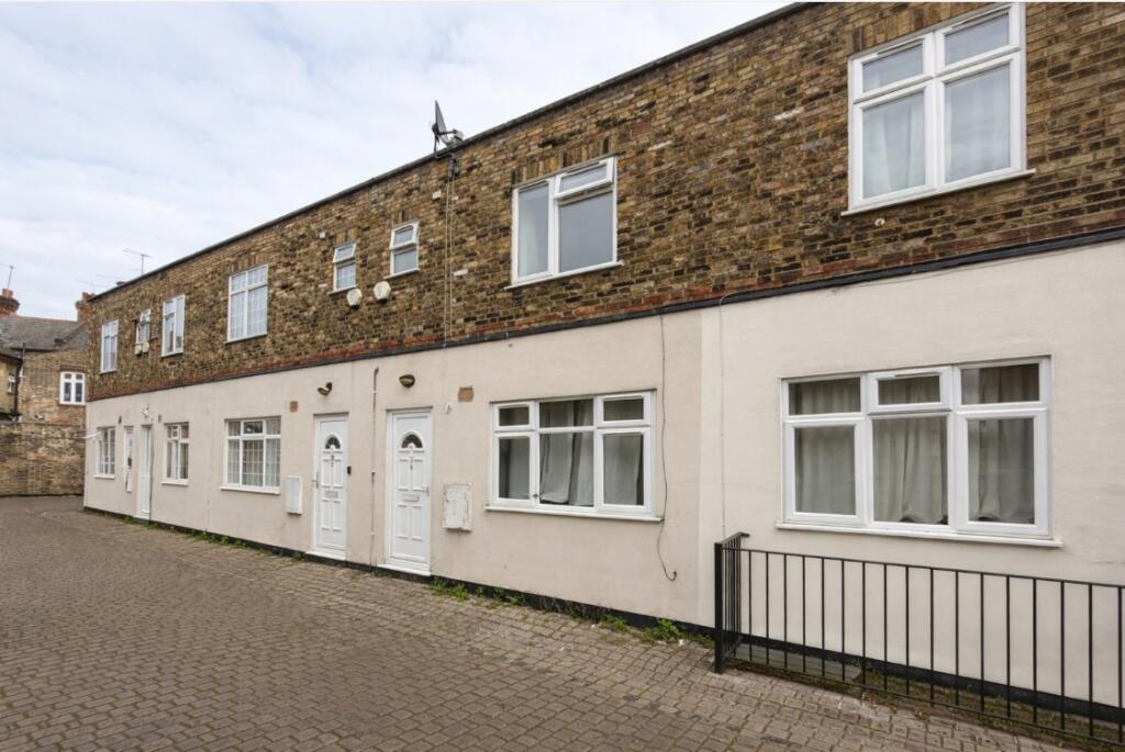 Main image of property: Gladstone Mews, Wood Green, N22