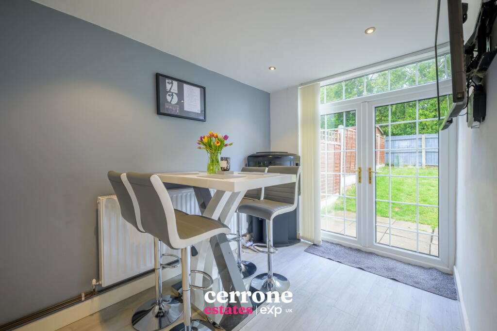 House in Redditch, Worcestershire - View 5