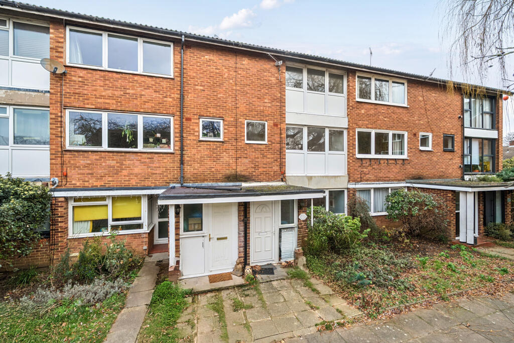 Main image of property: Courtlands Avenue, Lee