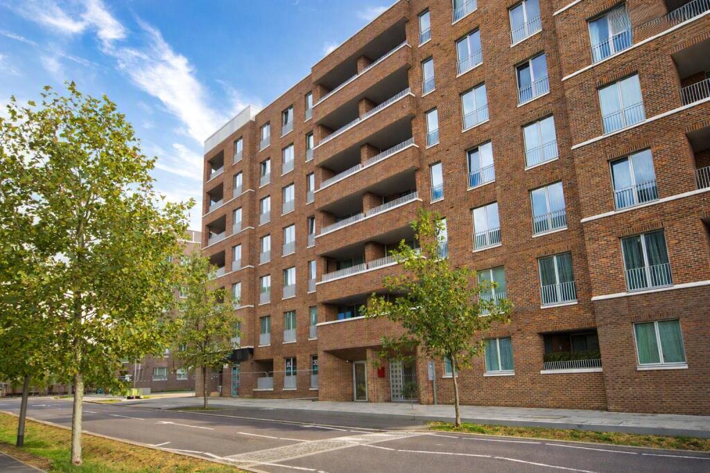 Main image of property: Fielders Crescent, Barking, Essex, IG11