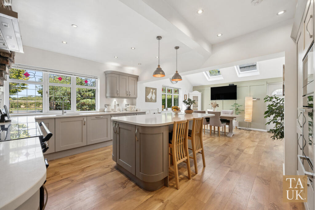 House in West Lancashire, Aughton Park, Aughton - View 3