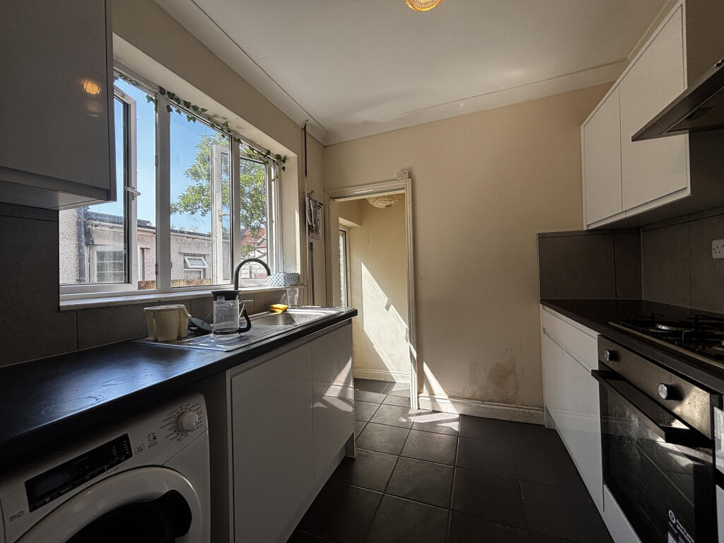 4 bedroom terraced house for rent