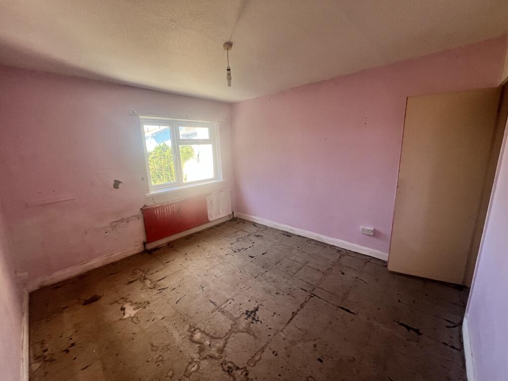 Apartment in Kingsbridge - View 4