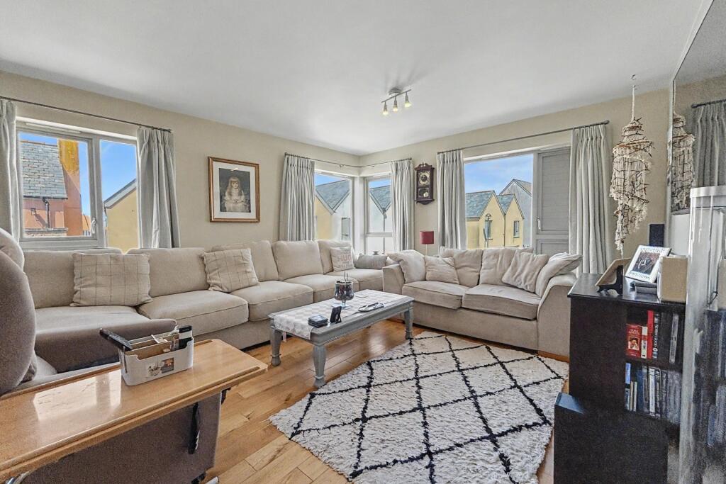 House in Dorchester - View 2