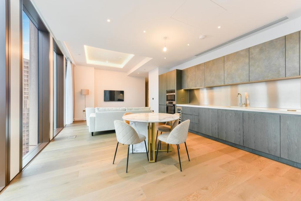 Thames City, Carnation Way, London, SW8 photo 3