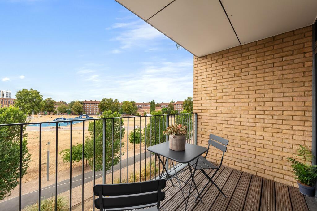 Apartment in London, Myatt's Fields, Loughborough Junction - View 4
