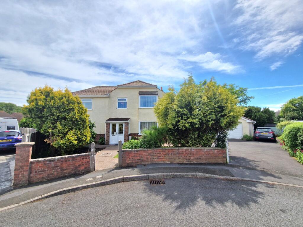 4-bed detached on Southend Gardens, Highbridge, Somerset, TA9, £415,000