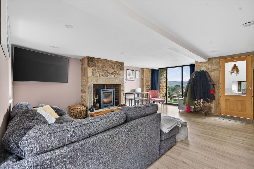 Additional image 10 of Westfield Barn, Cowling, BD22