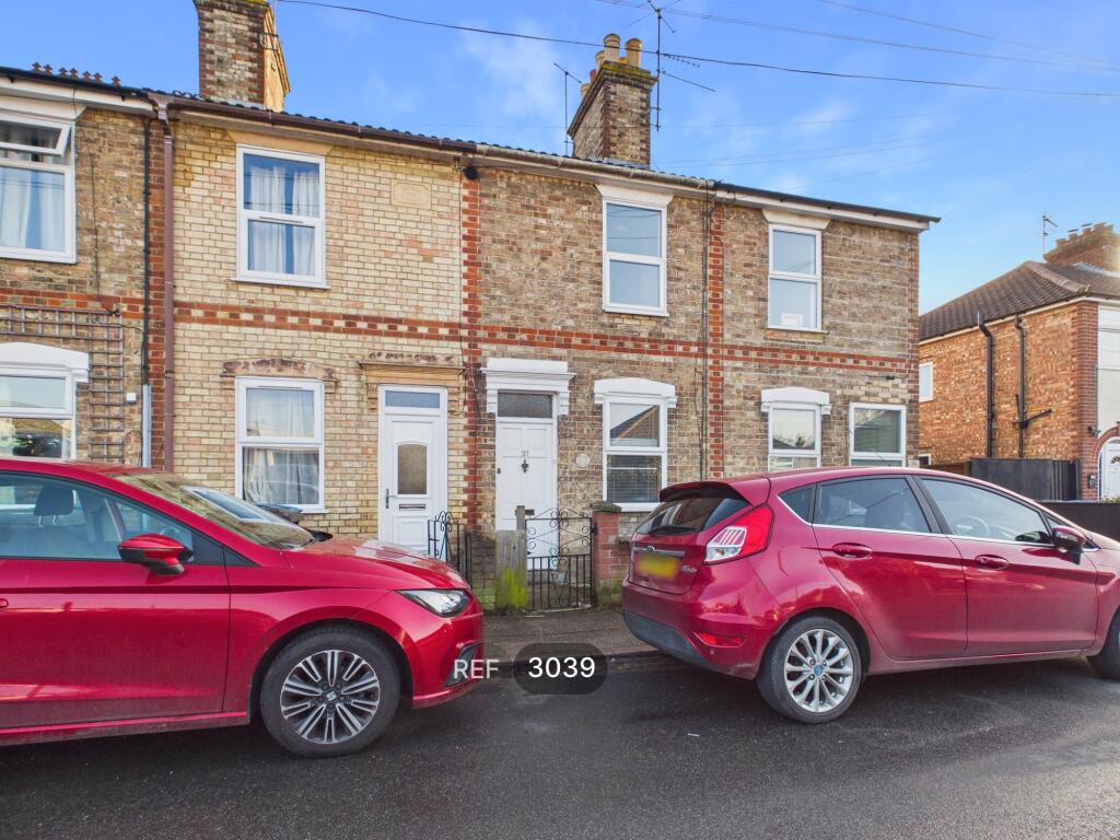 Main image of property: Deben Road, Ipswich, IP1 5EL