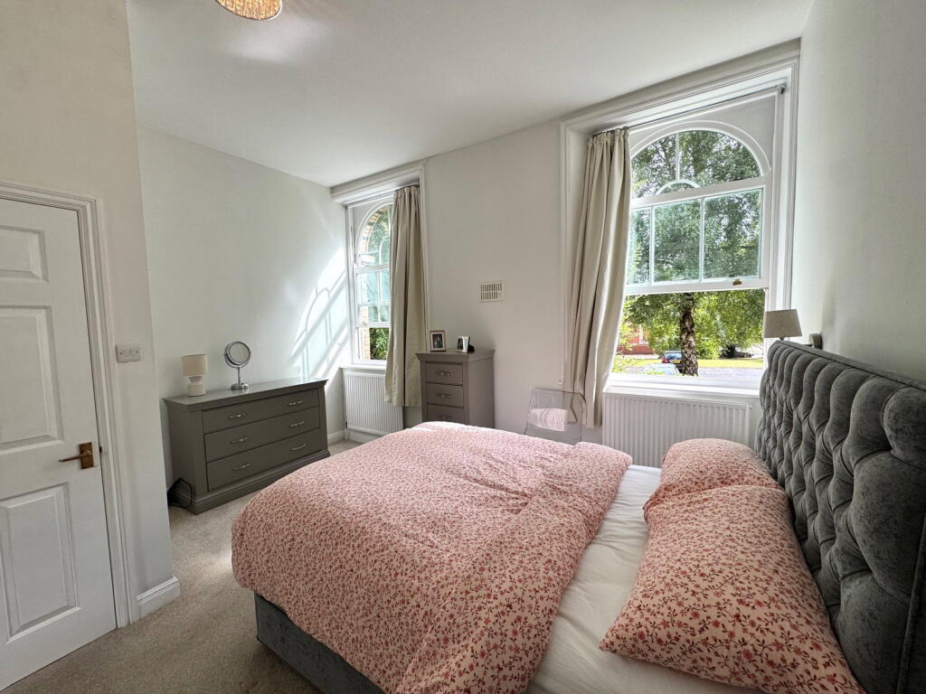 Apartment in Stockport - More