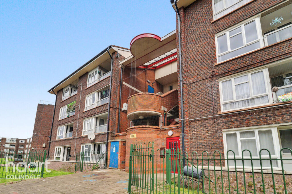 Main image of property: Roe, Satchell Mead, NW9