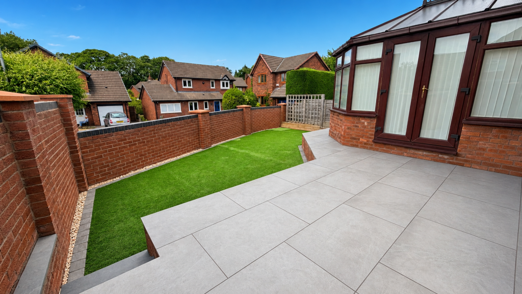 House in Stockport - View 3