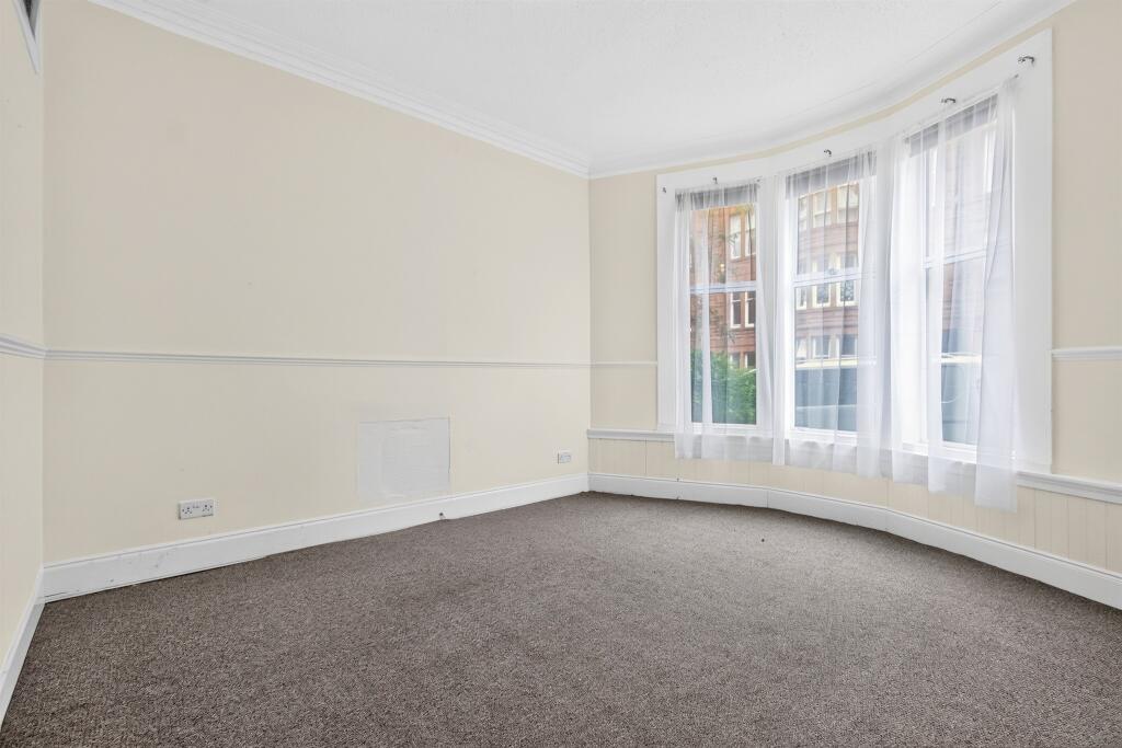 Apartment in Glasgow - View 5