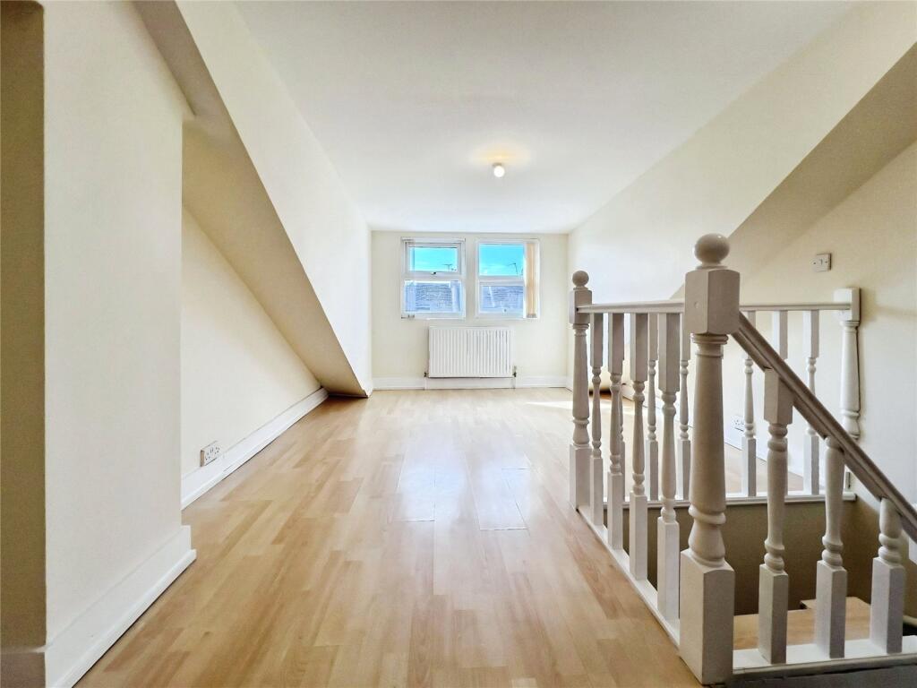 House in Watford, North Watford - View 5