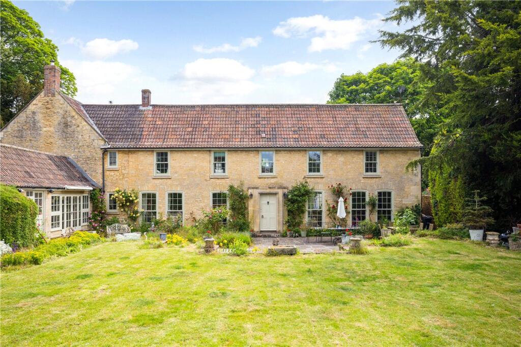 Main image of property: Castle Street, Calne, Wiltshire, SN11