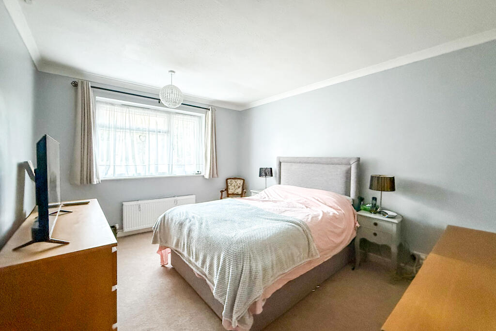 House in Eastbourne, East Sussex - View 4