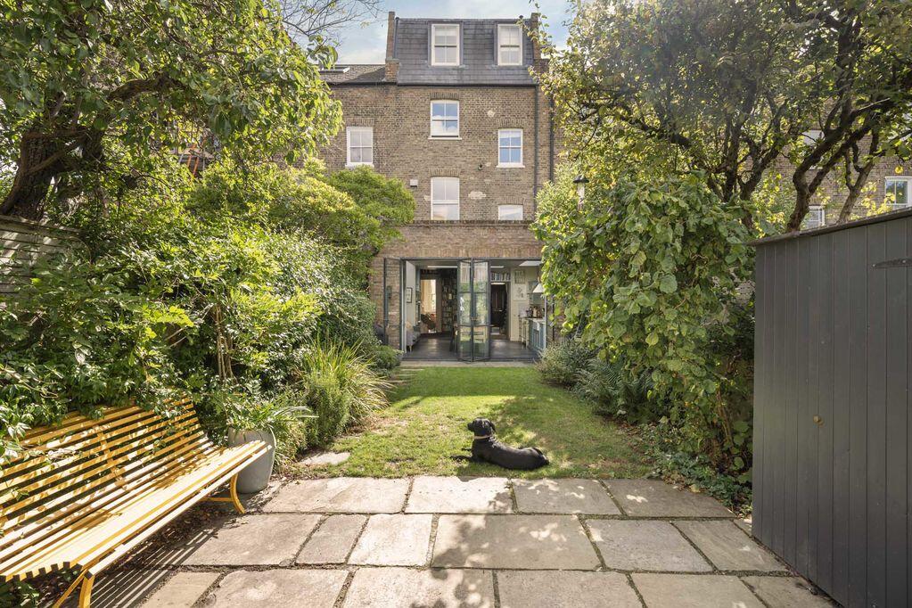 House in London - View 4