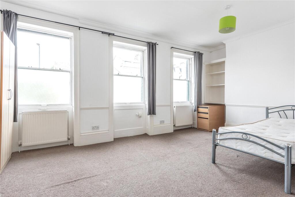 3 bedroom maisonette for rent