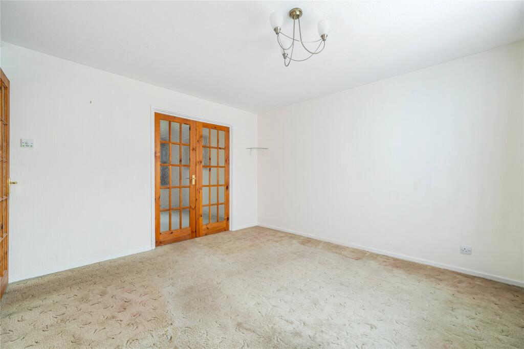House in Waverley, Haslemere - More