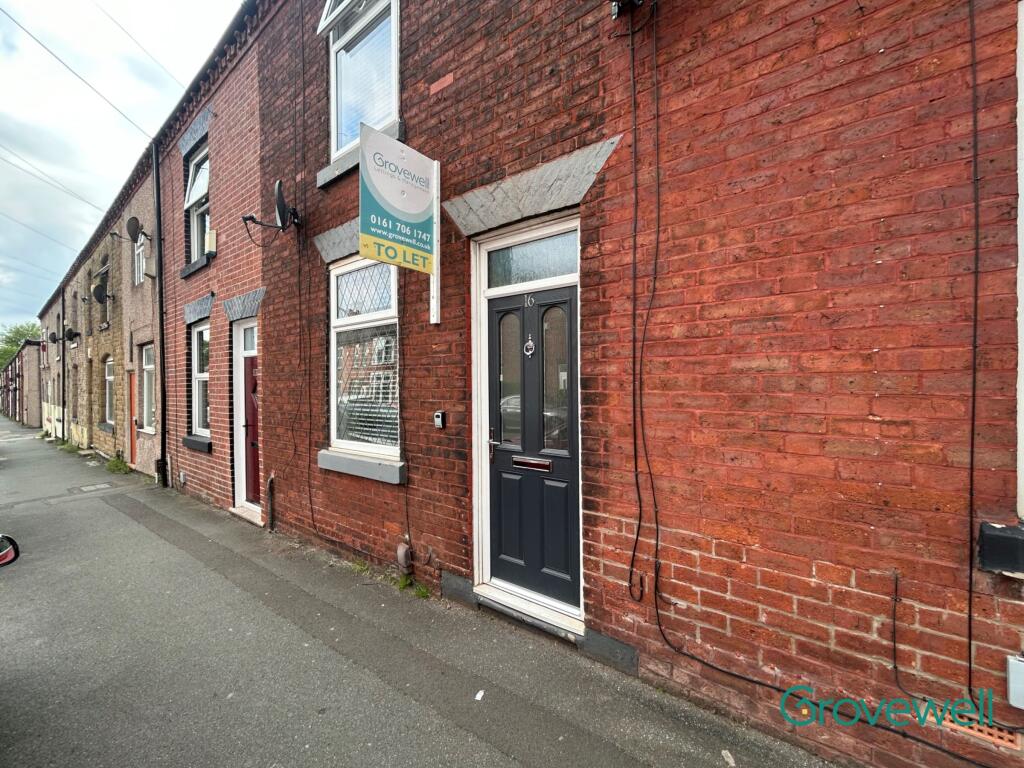 Main image of property: Hilton Lane, Worsley, Manchester