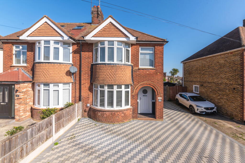 Main image of property: Eastwood Road,Sittingbourne,ME10 2NA