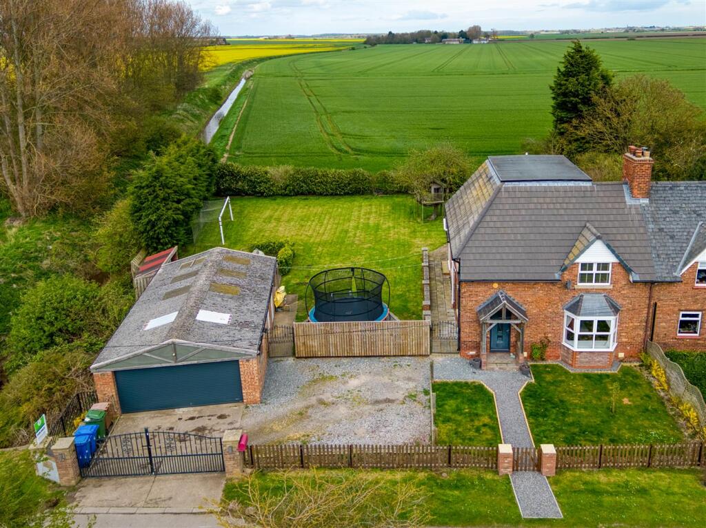 Main image of property: Old Hall Road, Sunk Island, Hull