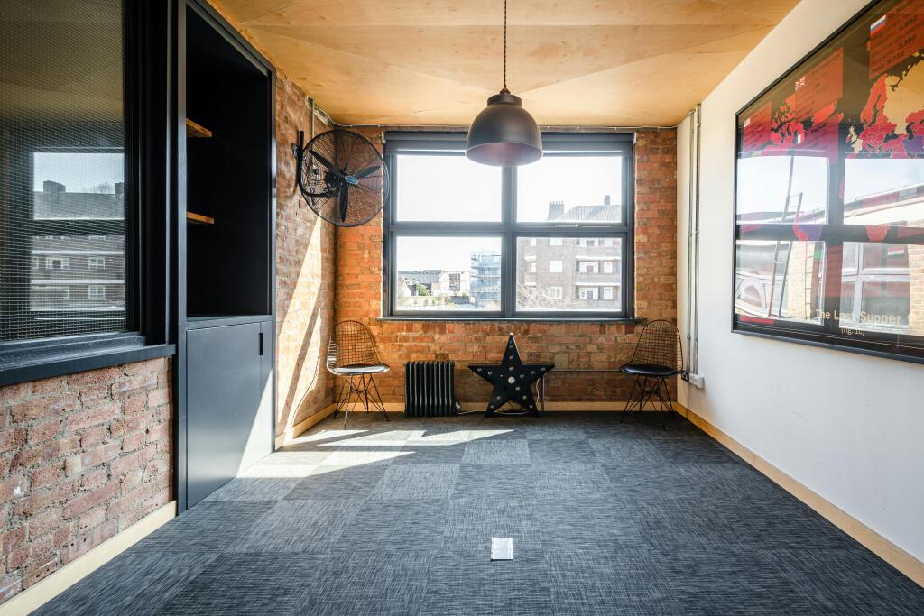 London Fields Studios 1819 4.jpg