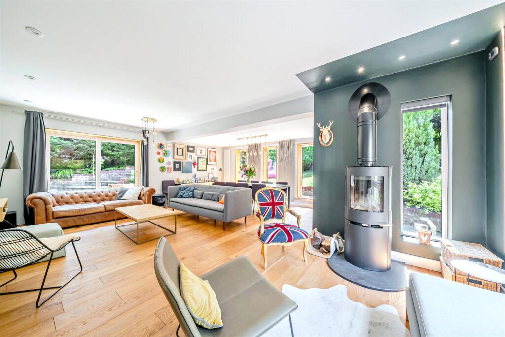 House in Surrey Heath, Surrey - View 2