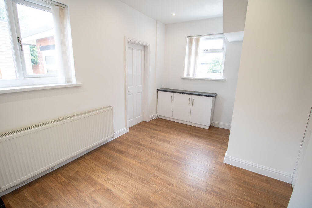 Davies Street, Kearsley, Bolton, BL4 8DX photo 5