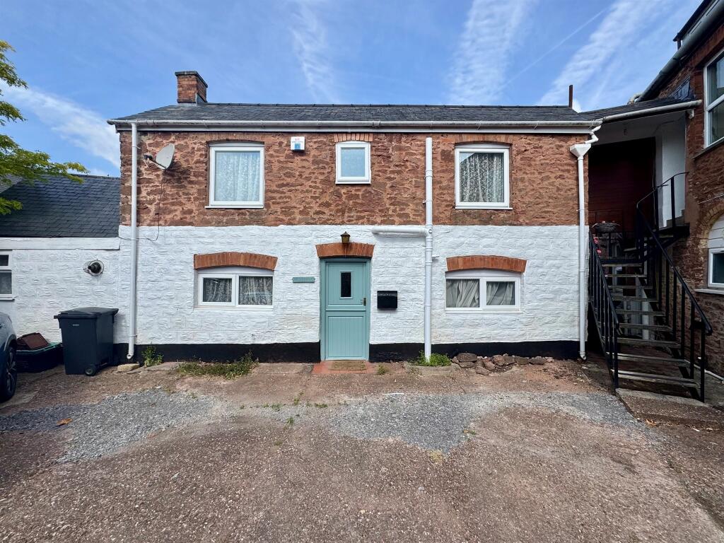 Main image of property: Taunton Road, Bishops Lydeard, Taunton